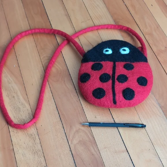 Tibetan Wool Red and Black Ladybug Crossbody Bag Zipper Closure - Picture 2 of 5